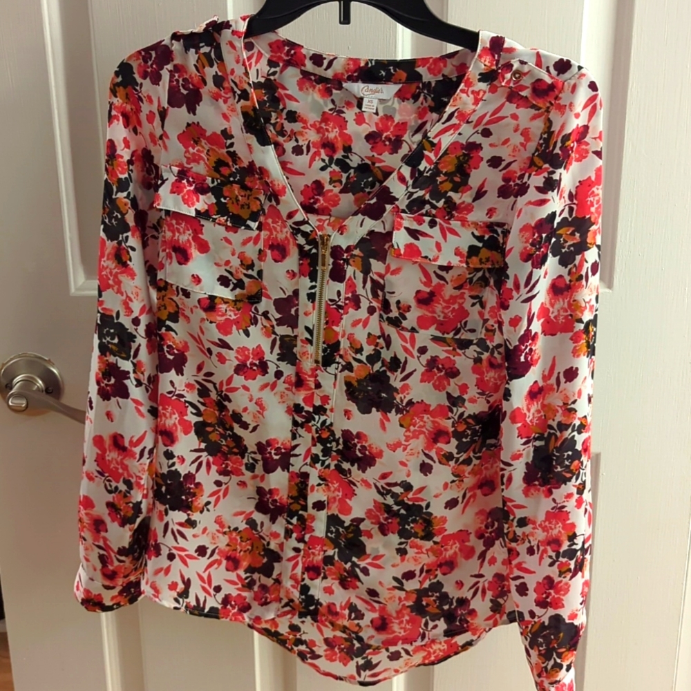 Candie's, xs, white with pink and black flowers